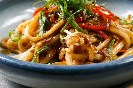 Лапша удон с курицей