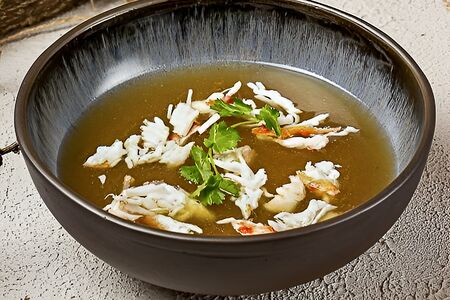 Суп из акульих плавников с крабовым мясом