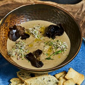 Крем-суп из лесных грибов