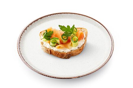 Брускетта с крем-сыром и лососем