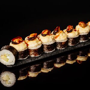 Տաք ռոլլ միդիայով