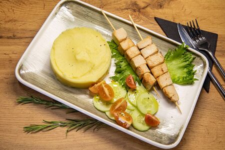 Шашлычки детские с пюре