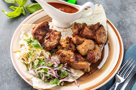 Шашлык из cвинoй шеи