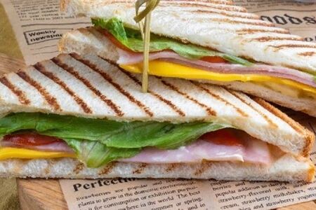 Сэндвич с ветчиной