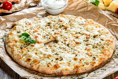 Сырные брусочки чесночные