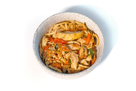 Удон с курицей