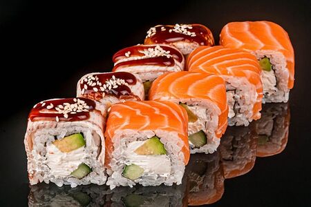 Ролл Цунами