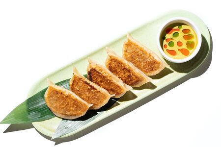 Гёдза с мясом акулы