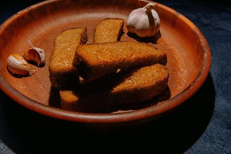 Гренки с чесноком Большая порция