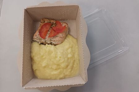 Горбуша и картофельное пюре