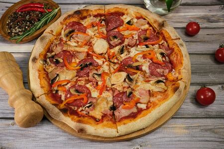 Пицца Мясная