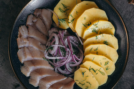 Селедочка под водочку