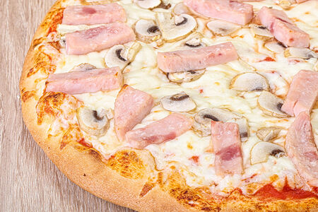 Пицца Прошутто фунги