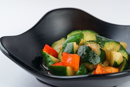 Салат из огурцов