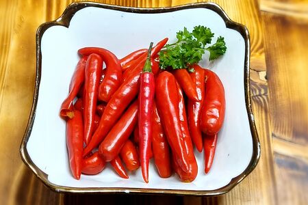 Перец острый чили маринованный