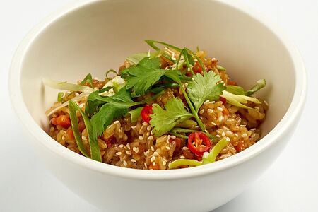 Тяхан с курицей и овощами