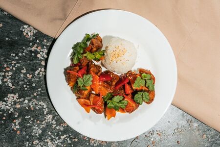 Свинина в кисло-сладком соусе