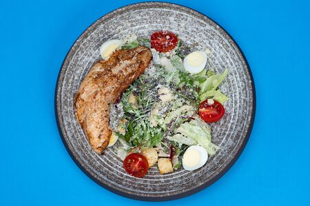 Цезарь с курицей