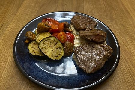 Медальоны с овощами гриль