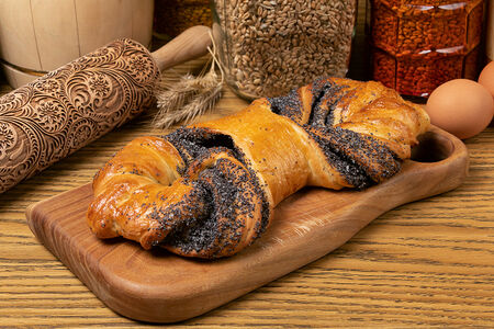 Плетенка с маком