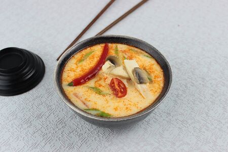 Том Ям с курицей