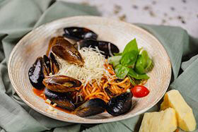 Паста с черноморскими мидиями