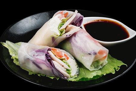 Спринг-ролл с курицей