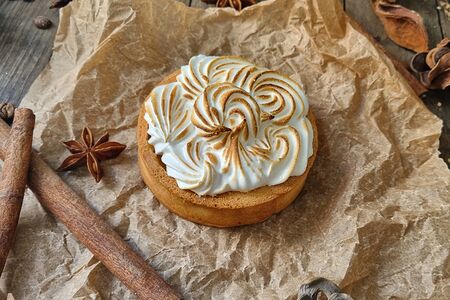 Корзинка меренга-лимон