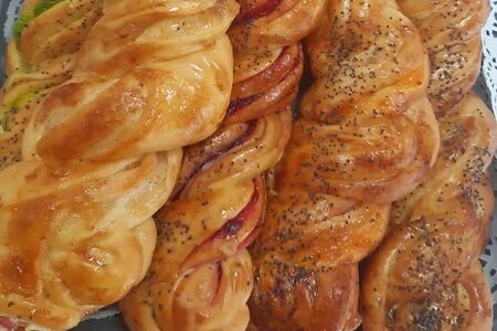 Плетёнка с вишней