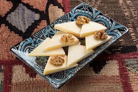 Сулугуни копченый