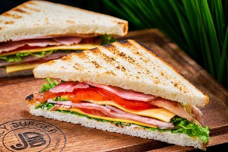 Сэндвич с беконом