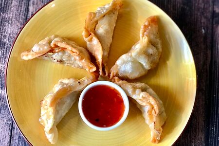 Японские жареные гёдза с креветками