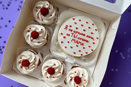 Набор десертов №1 Бенто-торт и капкейки белые