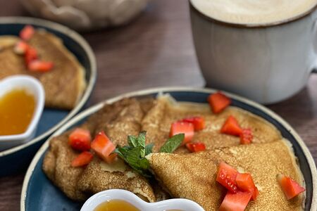 Блинчики с соусом на выбор 