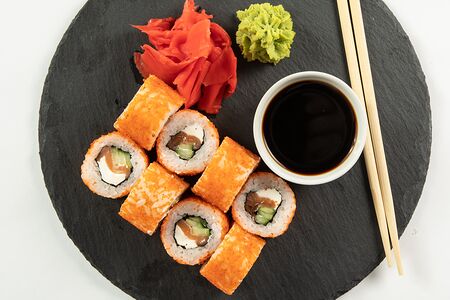 Калифорния с лососем