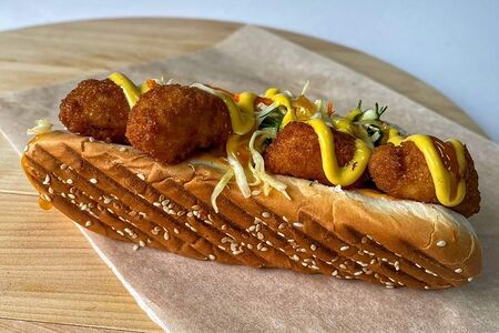 Хот-дог с креветкой