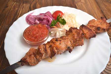 Шашлык из cвинoй шеи