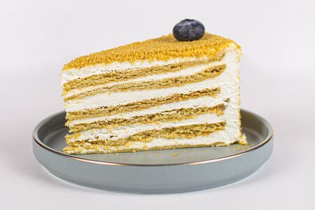 Торт медовик