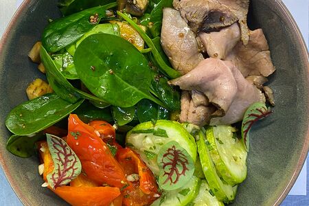 С ростбифом и запечеными овощами