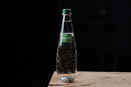 Вода газированная Мевер