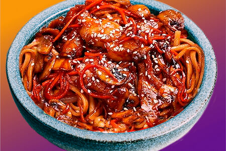 Вок с курицей и сладким чили