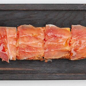 Хамон, сыр и томаты