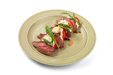 Капрезе с ростбифом
