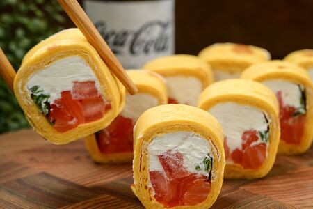 В тортильи с лососем