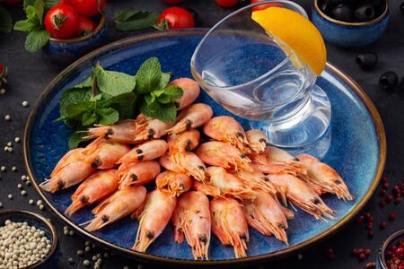 Креветки отварные