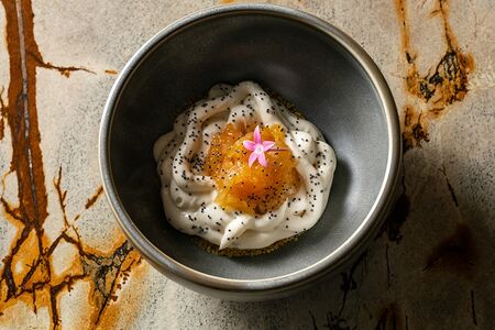 Заварной крем из горгонзолы с тыквенно-апельсиновым конфитюром