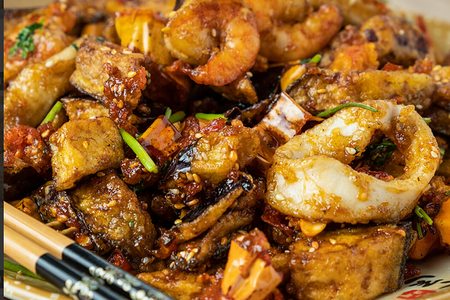 628 Баклажаны с креветками и кальмаром