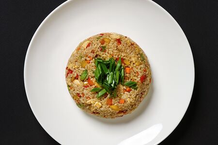 Тяхан с курицей или говядиной