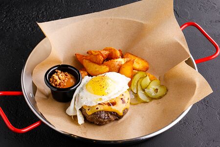 Бифштекс из мраморной говядины