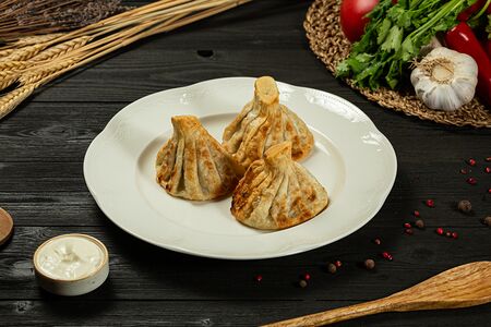 Жареные хинкали с телятиной